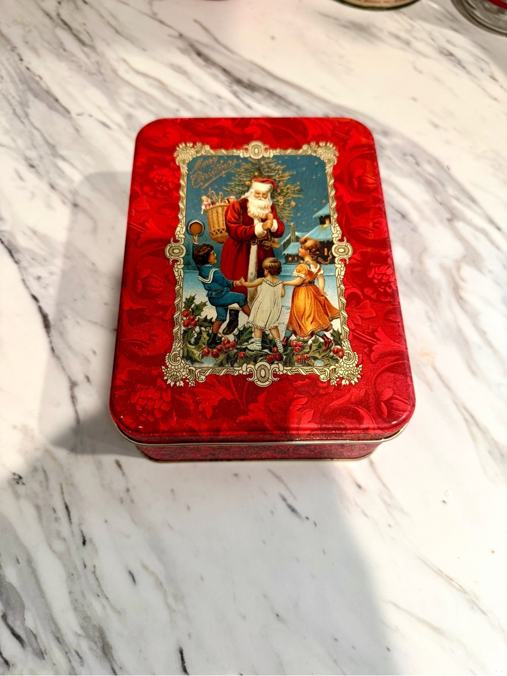 Vintage 1993 Hallmark Historical Collection Christmas Tin